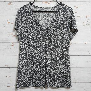 New Directions Size XL Leopard Print Short Sleeve Top